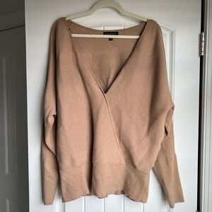 Banana Republic Women's V-Neck Sweater in Tan